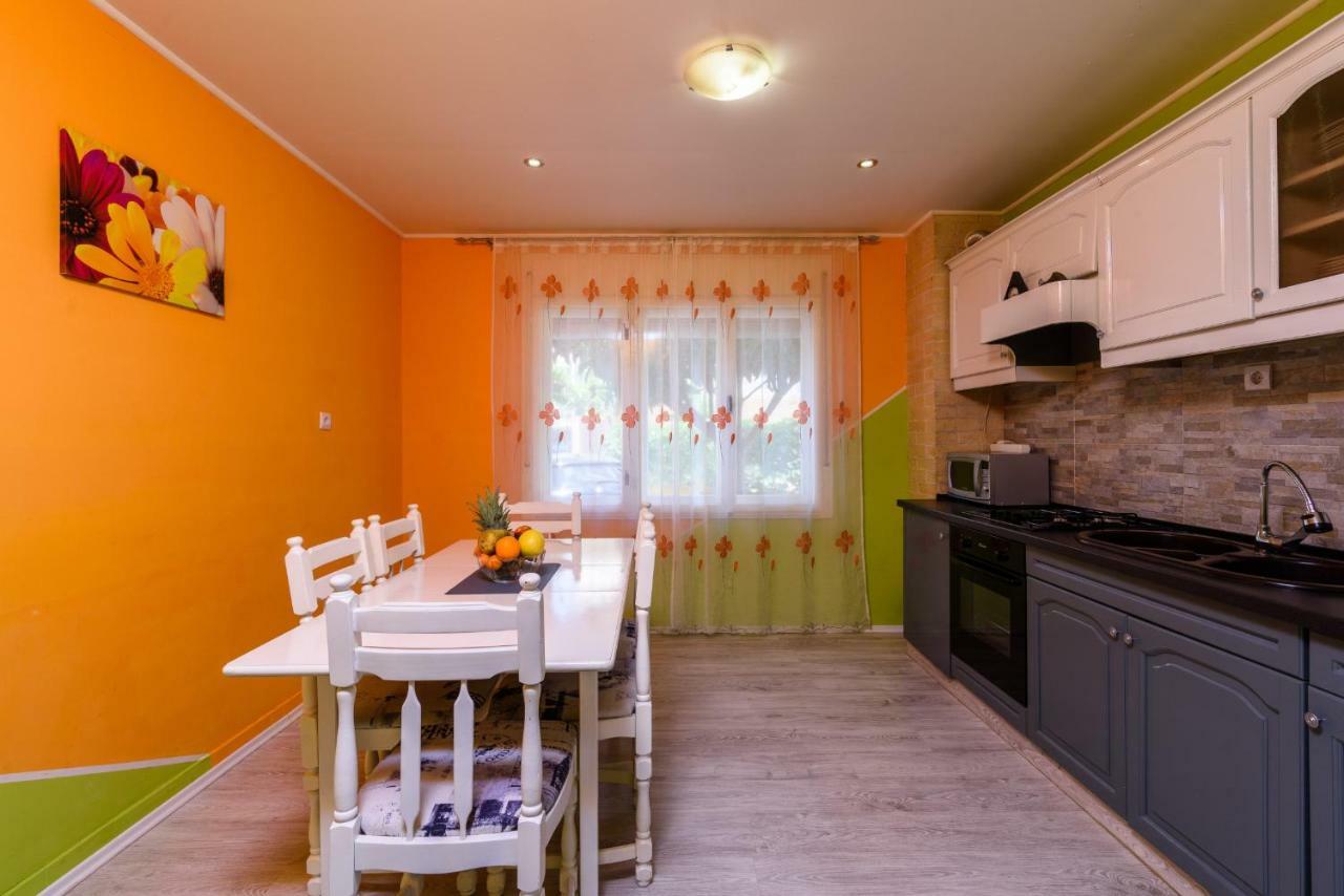 Appartement Lara - Croatia